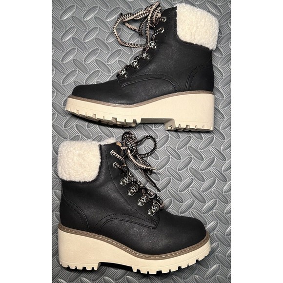 Dolce vita folksy black Faux Shearling ankle Girl block 2" heel combat boot Sz 1 - Picture 4 of 11